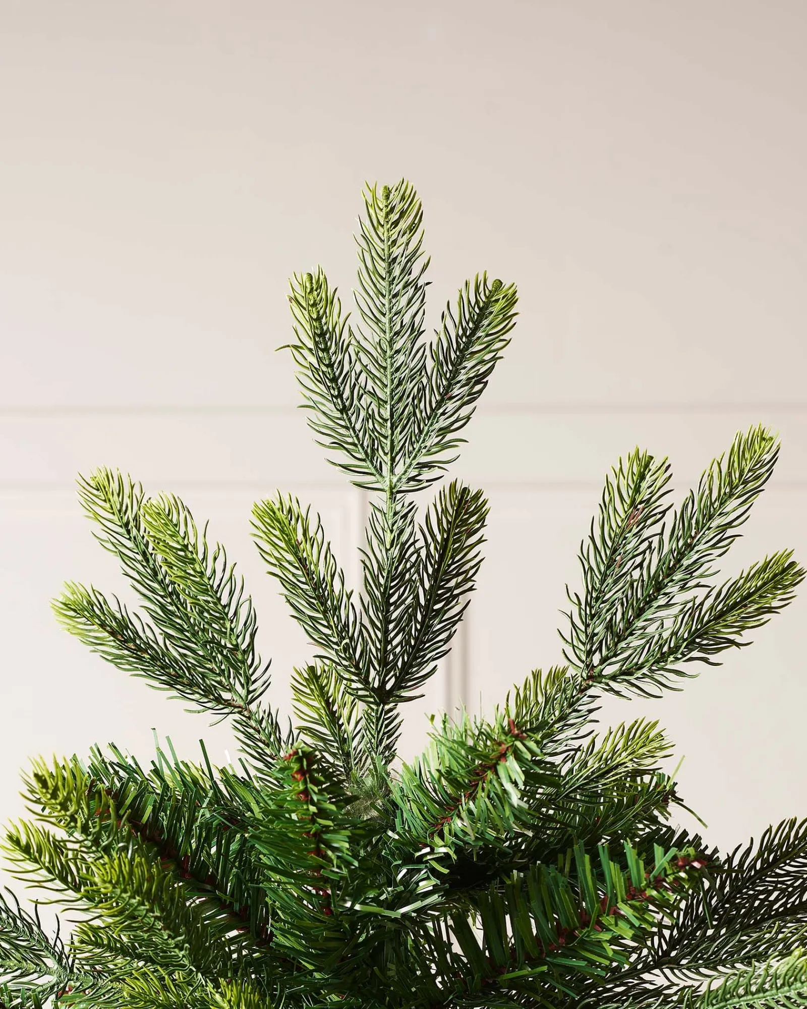 WeRChristmas Regent Pine Mixed Tip Christmas Tree, 6 Ft