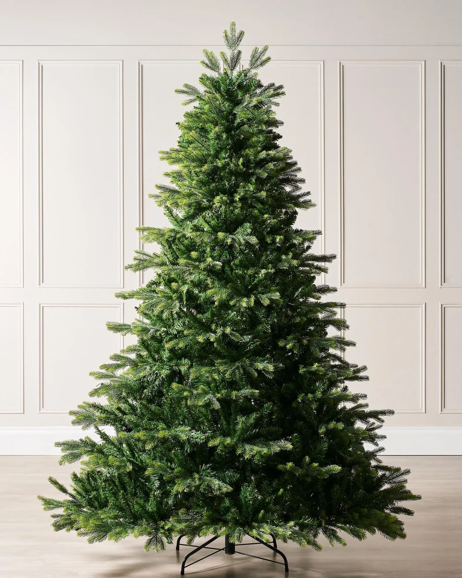 WeRChristmas Regent Pine Mixed Tip Christmas Tree, 7 Ft