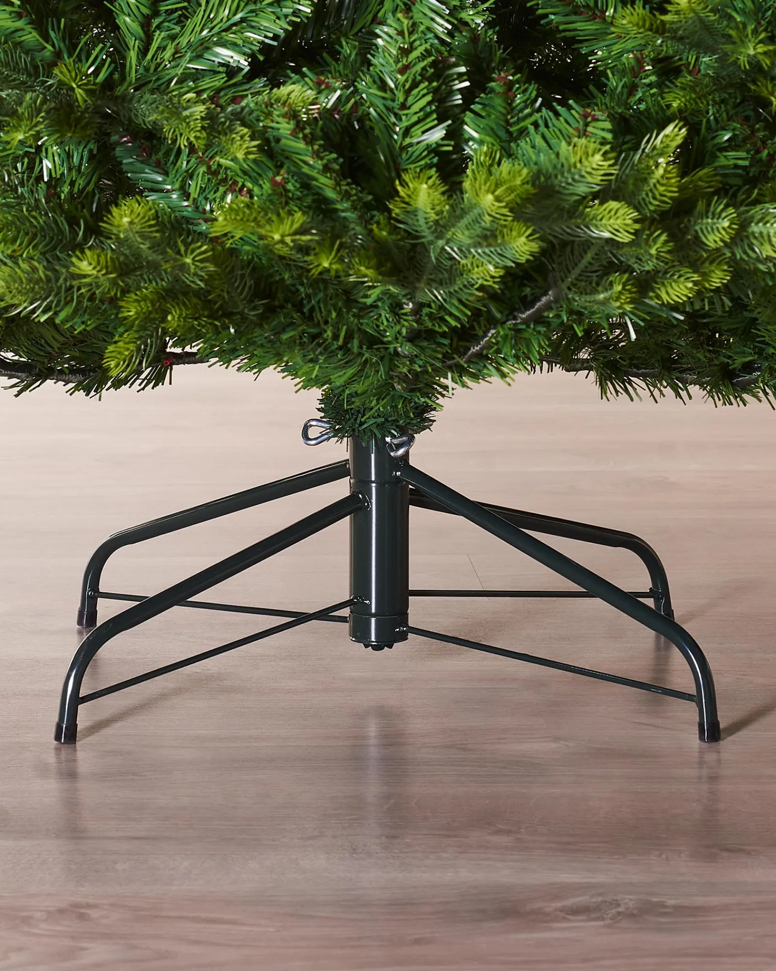 WeRChristmas Regent Pine Mixed Tip Christmas Tree, 7 Ft