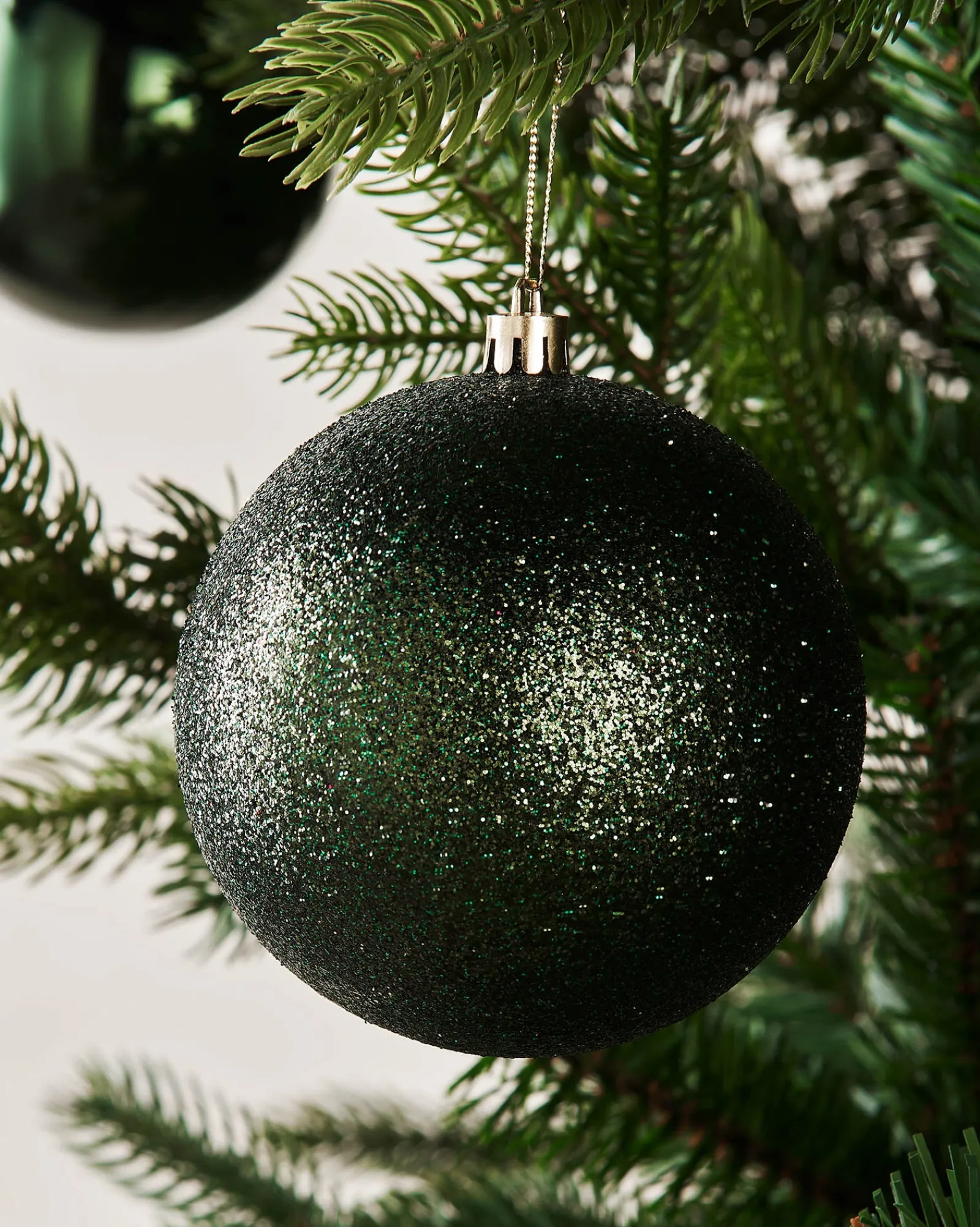 WeRChristmas Sage Green Shatterproof Baubles, 9 Pack, 10 Cm