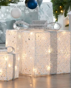 WeRChristmas Set Of 3 Pre-Lit Gift Boxes, White, 25 Cm