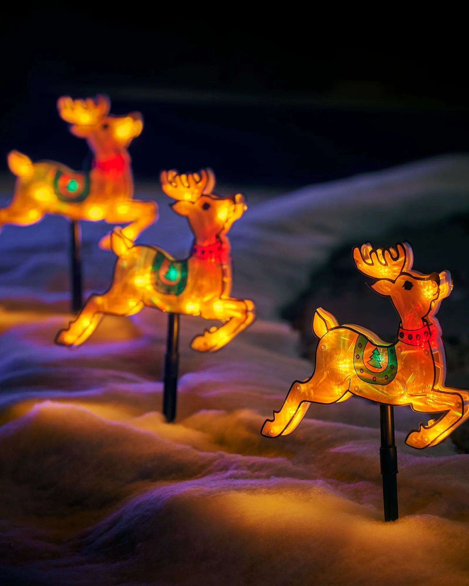 WeRChristmas Set Of 4 Reindeer Silhouette Pathway Stake Lights, 26 Cm