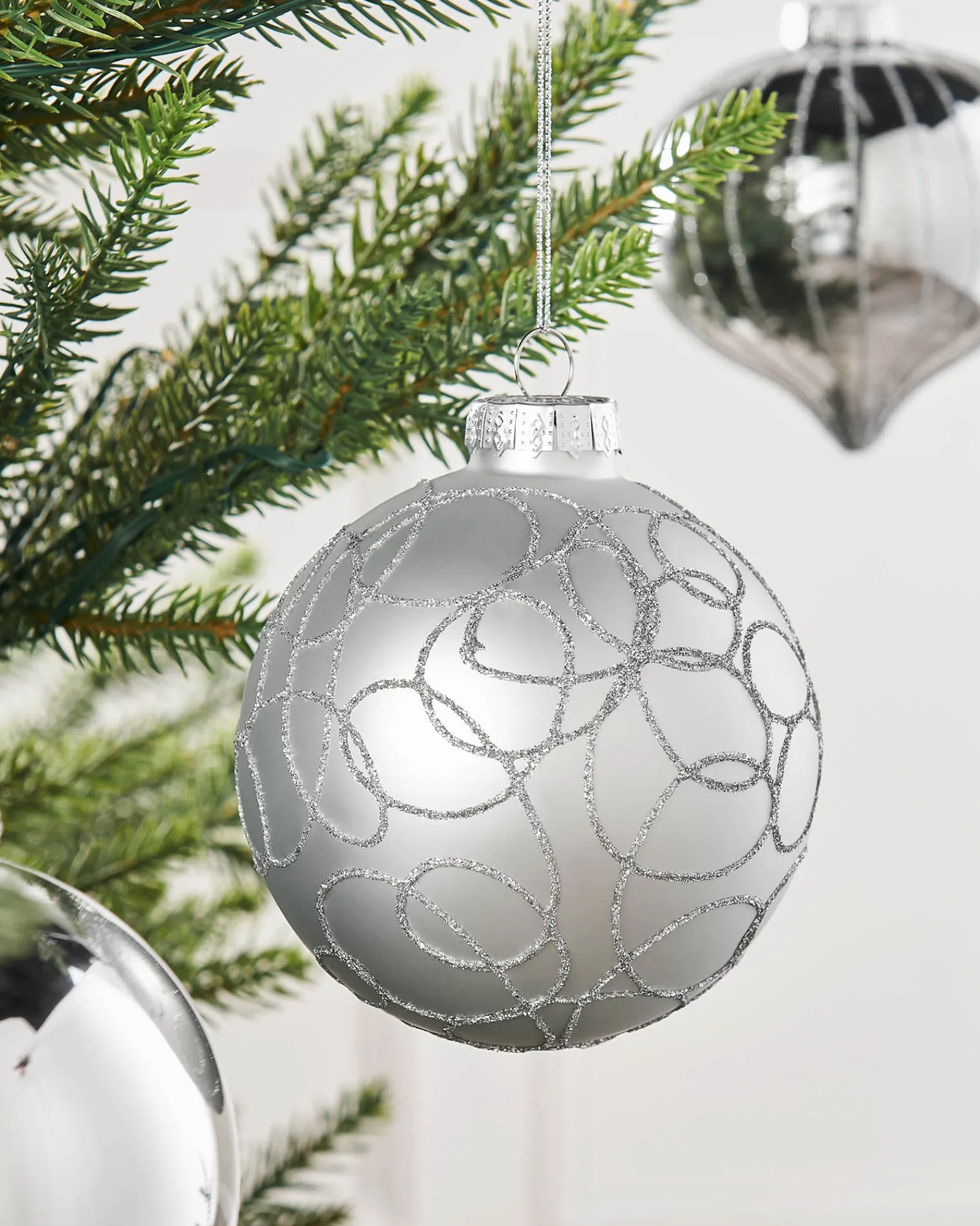 WeRChristmas Silver Glass Baubles, 6 Pack, 10 Cm