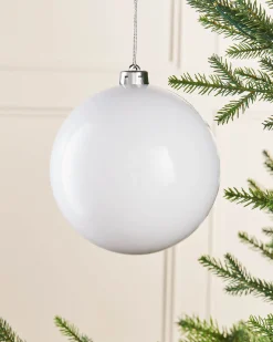 WeRChristmas White Large Gloss Shatterproof Bauble, 15 Cm
