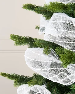 WeRChristmas White Mesh With White Dacron Lines, 9 M