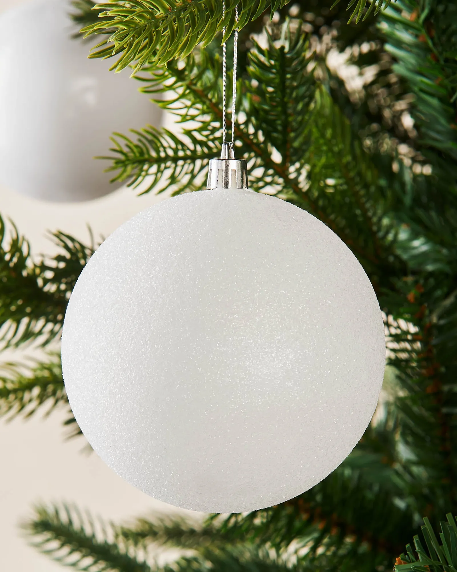 WeRChristmas White Shatterproof Baubles, 9 Pack, 10 Cm